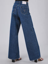 กางเกงยีนส์ผู้หญิง คอลเลคชั่น LEE PINK WIDE LEG FIT เอวสูง ทรงขากว้าง สียีนส์กลาง