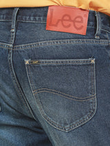กางเกงยีนส์ผู้ชาย คอลเลคชั่น LEE SORT MIAMI FIT เอวกลาง ทรงตรง สียีนส์กลาง