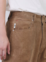 กางเกงขายาวลูกฟูกผู้ชาย คอลเลคชั่น LEE X AKID FROM YESTERDAY BAGGY FIT เอวสูง ทรงกระบอกใหญ่ สีเบจ