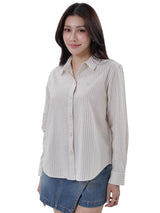 เสื้อเชิ้ตยีนส์แขนยาวผู้หญิง คอลเลคชั่น DENIM OBSESSION OVERSIZE FIT สีเบจ