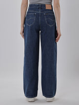 กางเกงยีนส์ผู้หญิง คอลเลคชั่น DENIM OBSESSION WIDE LEG FIT เอวสูง ทรงขากว้าง สียีนส์กลาง