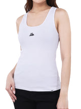 เสื้อกล้ามผู้หญิง ทรงตรง สีขาว