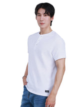 REGULAR FIT ON THE GO COLLECTION MEN'S SHORT SLEEVE T-SHIRT WHITE