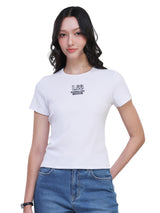 เสื้อยืดแขนสั้นผู้หญิง คอลเลคชั่น ON THE GO SLIM FIT สีขาว