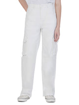 กางเกงยีนส์ผู้หญิง CARGO FIT เอวกลาง ทรงตรง สีขาว