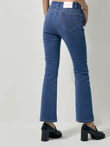 กางเกงยีนส์ผู้หญิง คอลเลคชั่น Lee Pink Boot Cut Fit เอวสูง ทรงตรง-ขาม้า สียีนส์กลาง