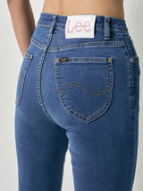 กางเกงยีนส์ผู้หญิง คอลเลคชั่น Lee Pink Boot Cut Fit เอวสูง ทรงตรง-ขาม้า สียีนส์กลาง