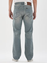 กางเกงยีนส์ผู้ชาย DEAN FIT เอวกลาง ทรงตรง สียีนส์อ่อน