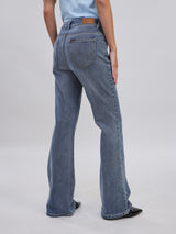 กางเกงยีนส์ผู้หญิง BOOTCUT FIT เอวสูง ทรงตรง-ขาม้า สียีนส์อ่อน