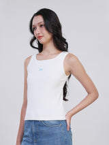 เสื้อกล้ามผู้หญิง คอลเลคชั่น ON THE GO SLIM FIT สีขาว