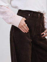 กางเกงขายาวลูกฟูกผู้หญิง WIDE LEG FIT เอวกลาง ทรงขากว้าง สีน้ำตาล