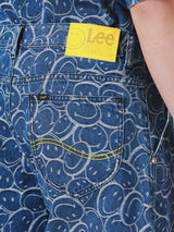 กางเกงขาสั้นผู้ชาย คอลเลคชั่น LEE SMILEY สียีนส์กลาง