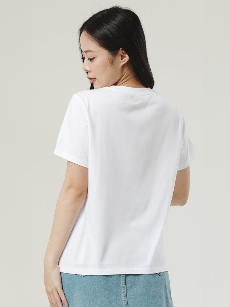 เสื้อยืดแขนสั้นผู้หญิง ทรงตรง สีขาว