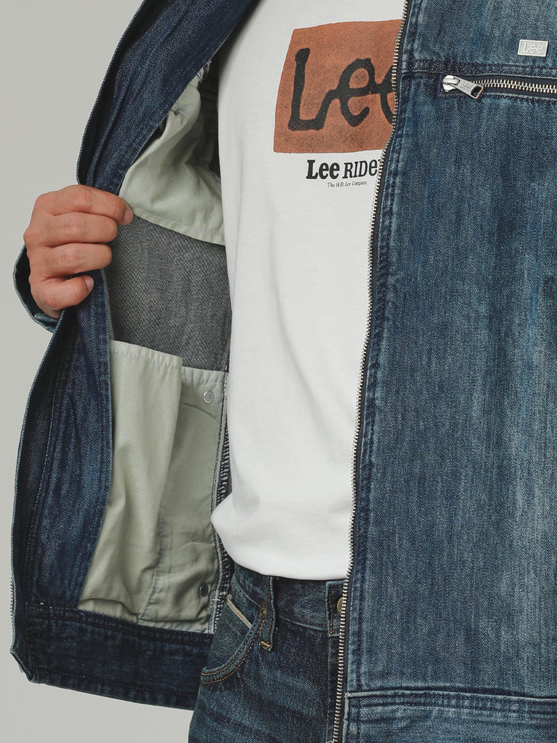 เสื้อแจ็คเก็ตยีนส์ผู้ชาย คอลเลคชั่น LEE SORT ทรงตรง สียีนส์กลาง