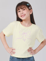 เสื้อยืดแขนสั้นเด็กผู้หญิง คอลเลคชั่น LITTLE PINK CROP FIT สีเหลือง