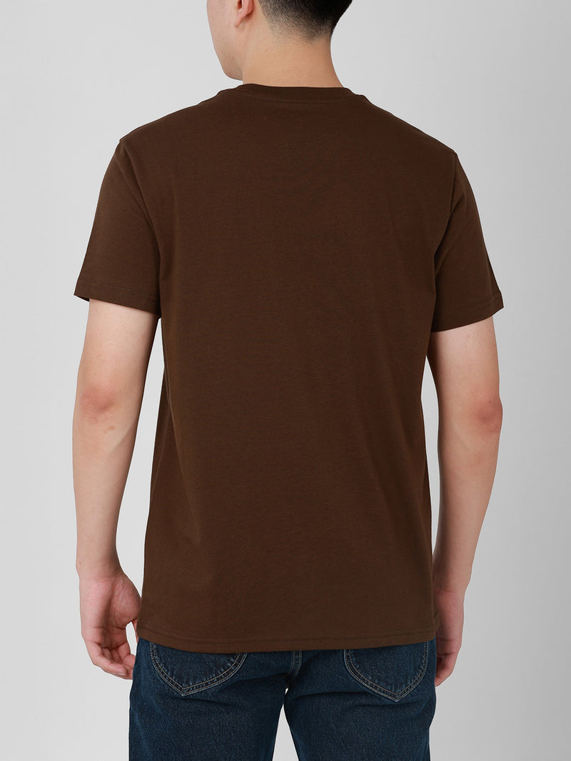 เสื้อยืดแขนสั้นผู้ชาย ทรงตรง สีน้ำตาล