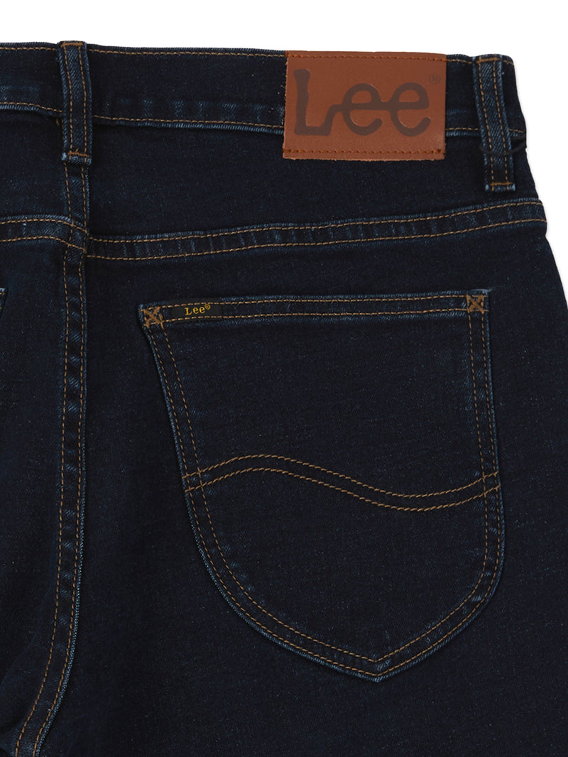กางเกงยีนส์ผู้ชาย ZED FIT เอวกลาง ทรงเข้ารูป สียีนส์กลาง