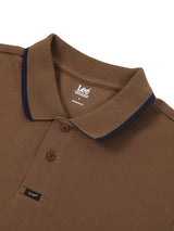 เสื้อยืดโปโลผู้ชาย ทรงตรง สีน้ำตาล