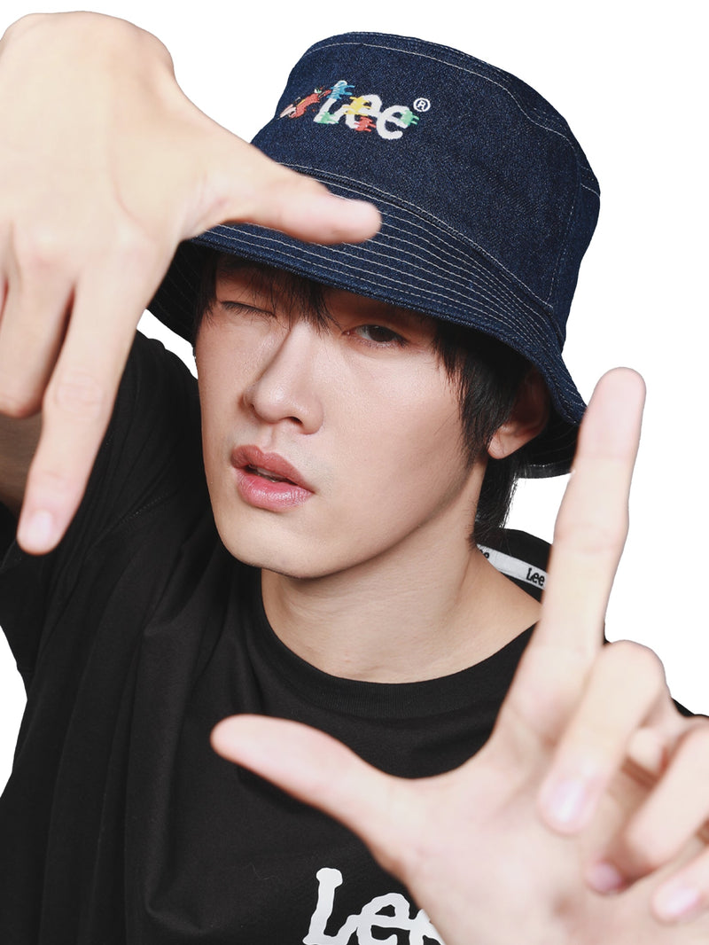 หมวกบักเก็ตผู้ชาย / ผู้หญิง คอลเลคชั่น LEE X AKID FROM YESTERDAY สียีนส์
