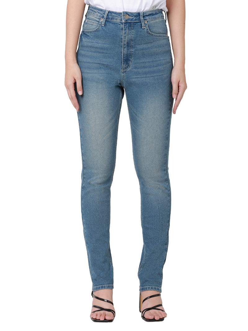 กางเกงยีนส์ผู้หญิง SLIM FIT เอวกลาง ทรงเข้ารูป สียีนส์อ่อน