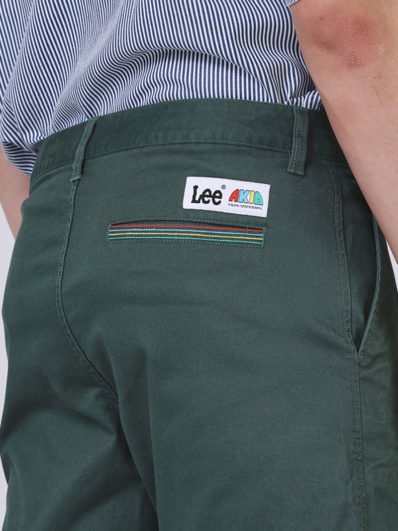 กางเกงขาสั้นผู้ชาย คอลเลคชั่น LEE X AKID FROM YESTERDAY RELAXED FIT เอวกลาง ทรงกระบอกใหญ่ สีเขียว