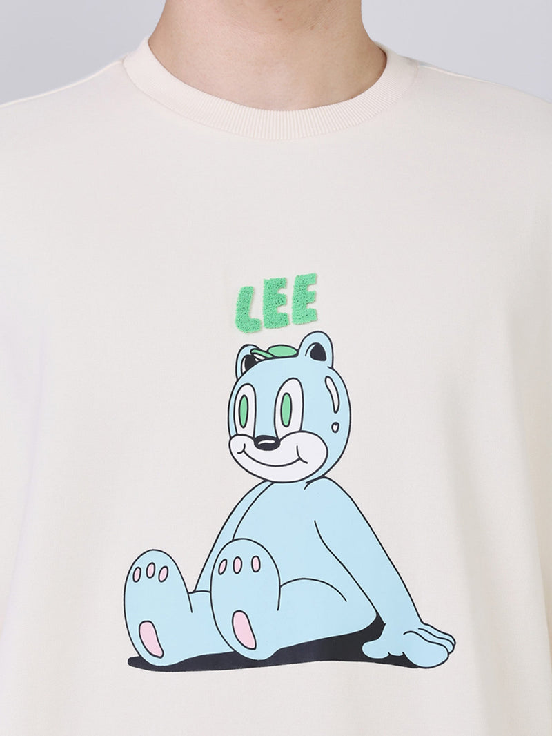 เสื้อสเวตเชิ้ตผู้ชาย คอลเลคชั่น LEE X AKID FROM YESTERDAY LOOSE FIT สีครีม