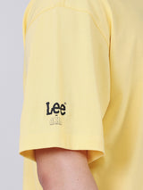 เสื้อยืดแขนสั้นผู้ชาย คอลเลคชั่น LEE X AKID FROM YESTERDAY LOOSE FIT สีเหลือง
