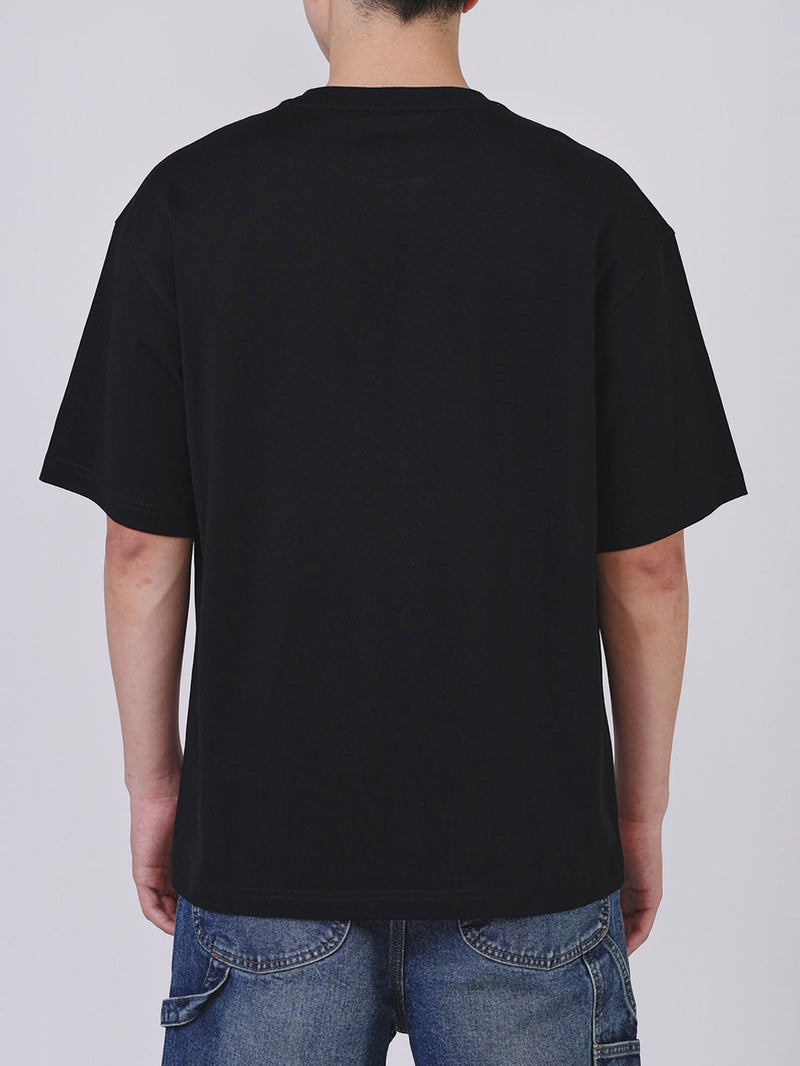 เสื้อยืดแขนสั้นผู้ชาย คอลเลคชั่น LEE X AKID FROM YESTERDAY LOOSE FIT สีดำ