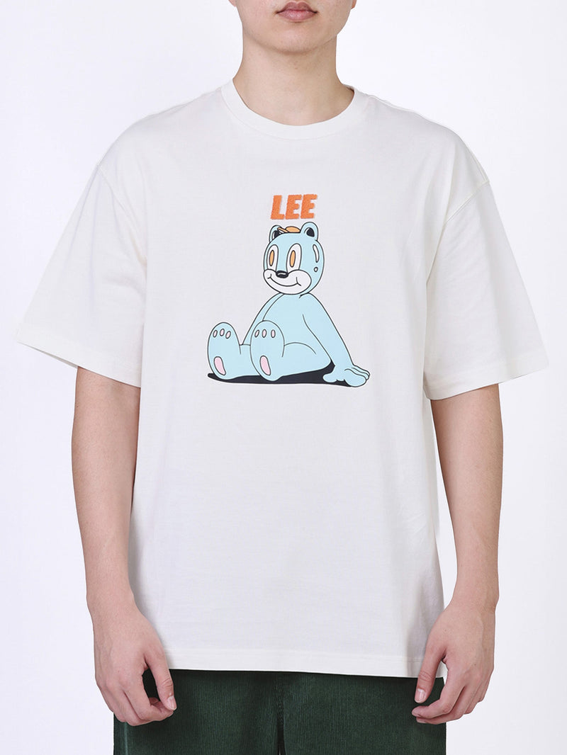 เสื้อยืดแขนสั้นผู้ชาย คอลเลคชั่น LEE X AKID FROM YESTERDAY LOOSE FIT สีครีม