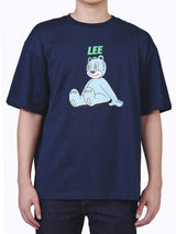 เสื้อยืดแขนสั้นผู้ชาย คอลเลคชั่น LEE X AKID FROM YESTERDAY LOOSE FIT สีกรมท่า