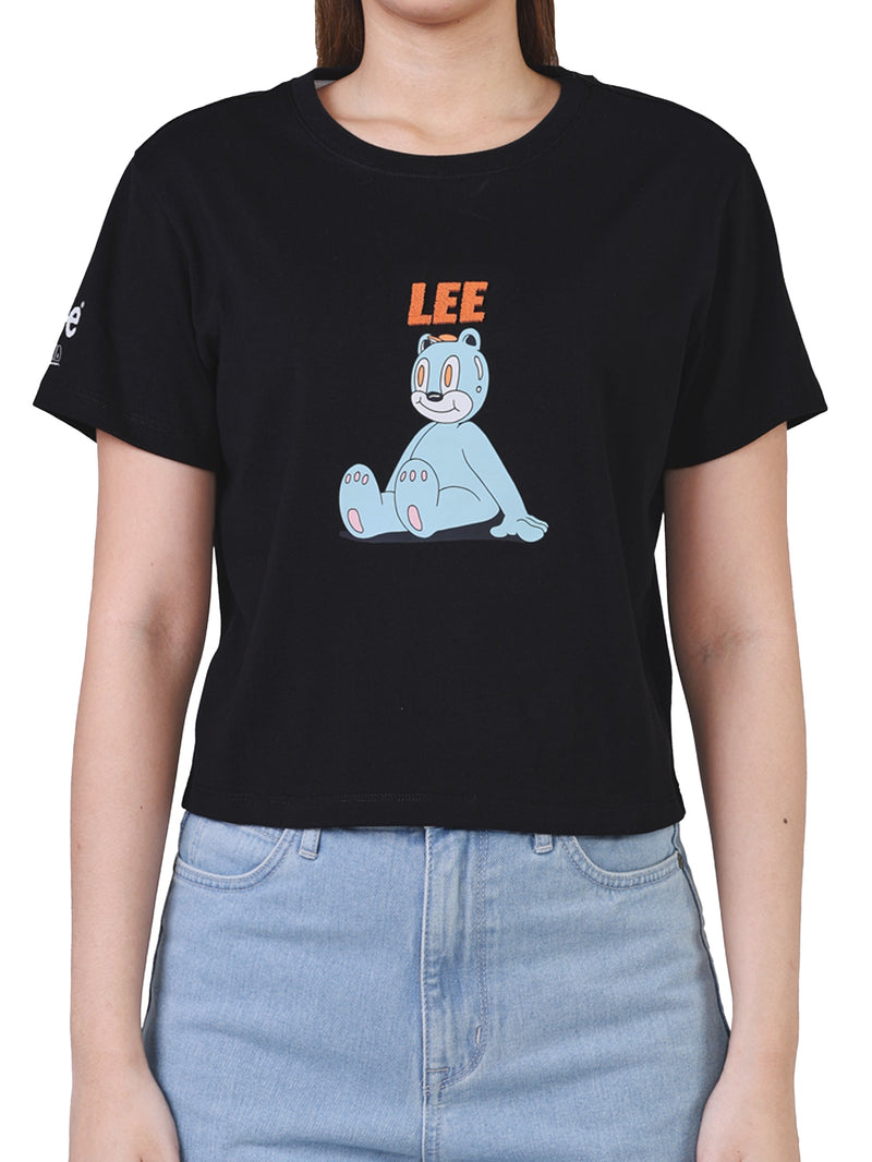 เสื้อยืดแขนสั้นผู้หญิง คอลเลคชั่น LEE X AKID FROM YESTERDAY CROPPED FIT สีดำ