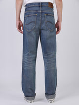 กางเกงยีนส์ผู้ชาย EASY RIDERS FIT เอวกลาง ทรงตรง สียีนส์กลาง