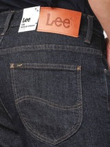 กางเกงยีนส์ผู้ชาย AUSTIN FIT เอวกลาง ทรงตรง สียีนส์เข้ม