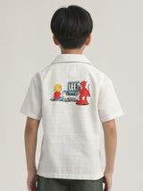 เสื้อเชิ้ตแขนสั้นเด็กผู้ชาย คอลเลคชั่น LEE X AKID FROM YESTERDAY ทรงตรง สีครีม