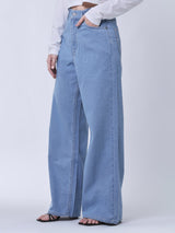 กางเกงยีนส์ผู้หญิง WIDE LEG FIT เอวสูง ทรงขากว้าง สียีนส์อ่อน