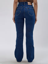 กางเกงยีนส์ผู้หญิง BOOTCUT FIT เอวสูง ทรงตรง-ขาม้า สียีนส์กลาง