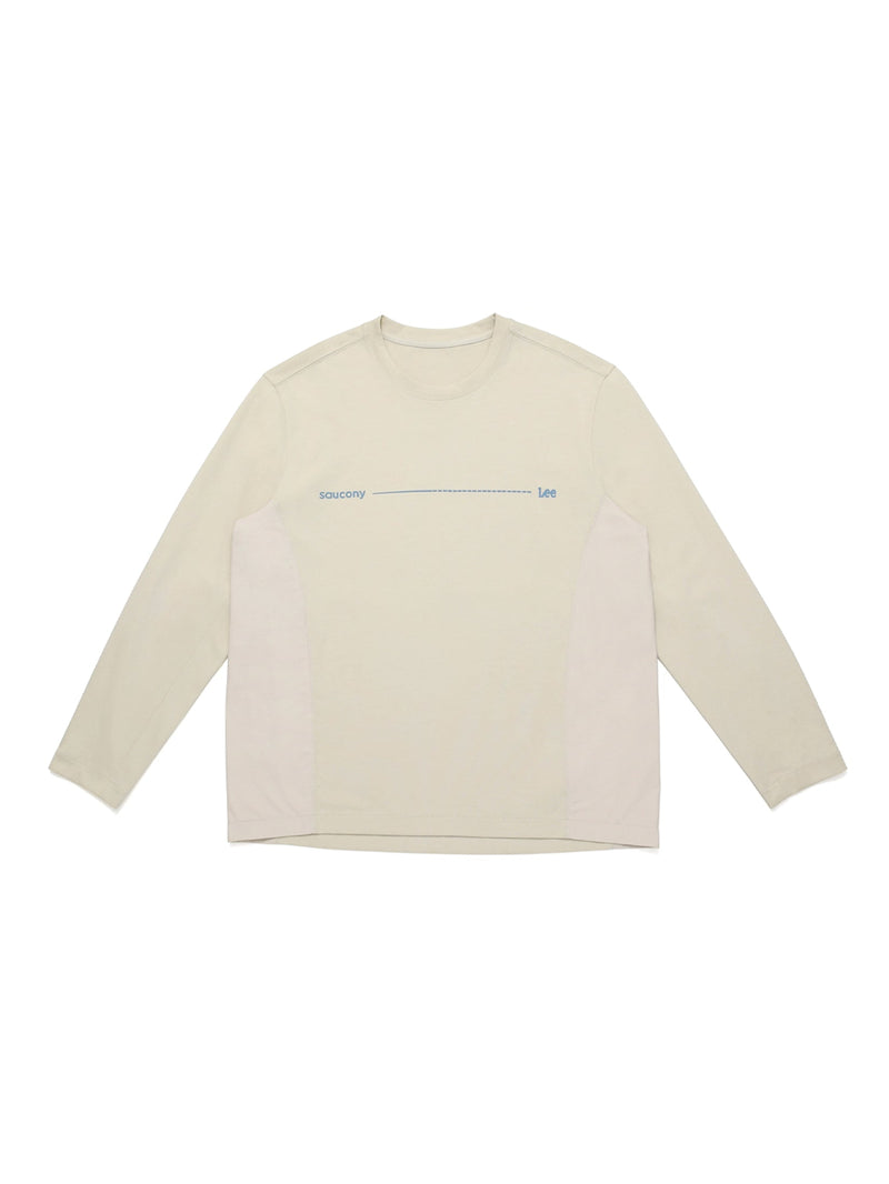 เสื้อยืดแขนยาวผู้ชาย คอลเลคชั่น LEE X SAUCONY RELAXED FIT สีครีม
