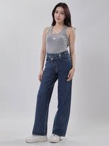 กางเกงยีนส์ผู้หญิง คอลเลคชั่น DENIM OBSESSION WIDE LEG FIT เอวสูง ทรงขากว้าง สียีนส์กลาง