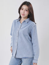 เสื้อเชิ้ตยีนส์แขนยาวผู้หญิง OVERSIZE FIT สียีนส์อ่อน