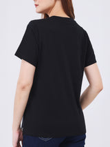 เสื้อยืดแขนสั้นผู้หญิง ทรงตรง สีดำ