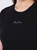 เสื้อยืดแขนสั้นผู้หญิง SLIM FIT สีดำ