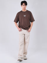 เสื้อยืดแขนสั้นผู้ชาย คอลเลคชั่น LEE BANGKOK LOOSE FIT สีน้ำตาล