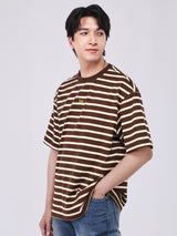 เสื้อยืดแขนสั้นผู้ชาย LOOSE FIT สีน้ำตาล