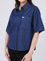 เสื้อเชิ้ตแขนสั้นผู้หญิง OVERSIZE FIT สียีนส์เข้ม