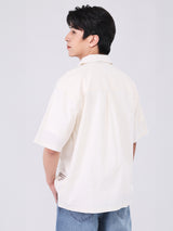 เสื้อเชิ้ตแขนสั้นผู้ชาย COMFORT FIT สีครีม