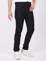 กางเกงยีนส์ผู้ชาย RAMONE FIT เอวต่ำ ทรงเข้ารูป สีดำ