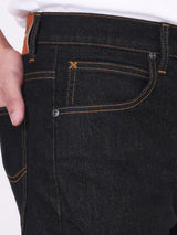 กางเกงยีนส์ผู้ชาย RAMONE FIT เอวต่ำ ทรงเข้ารูป สีดำ