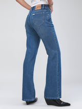 กางเกงยีนส์ผู้หญิง BOOTCUT FIT เอวสูง ทรงตรง-ขาม้า สียีนส์อ่อน