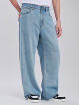 กางเกงยีนส์ผู้ชาย คอลเลคชั่น NEW MARKET WIDE LEG FIT เอวสูง ทรงขากว้าง สียีนส์อ่อน
