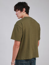 BOXY FIT NEW MARKET COLLECTION MEN'S SHORT SLEEVE T-SHIRT DARK GREEN